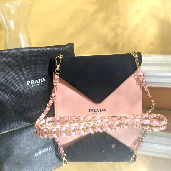 Prada hand pouch converted into shoulder bag or cross body - Picture 3 of 16